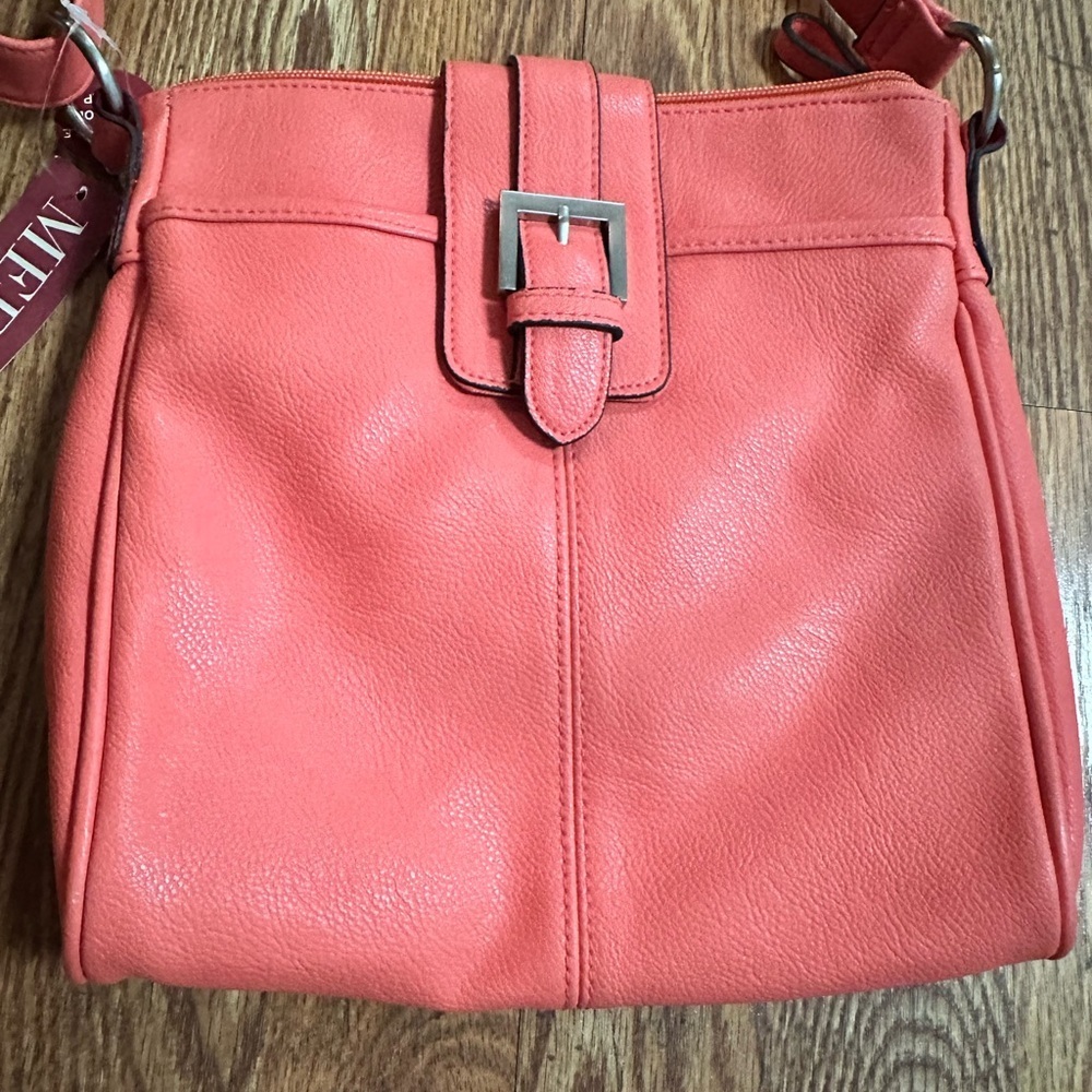 🆕 Merona Mango Crossbody - Picture 2 of 10